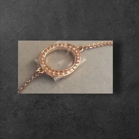 Adore by Swarovski - Signature Organic Circle Bracelet - Picture 3 of 3